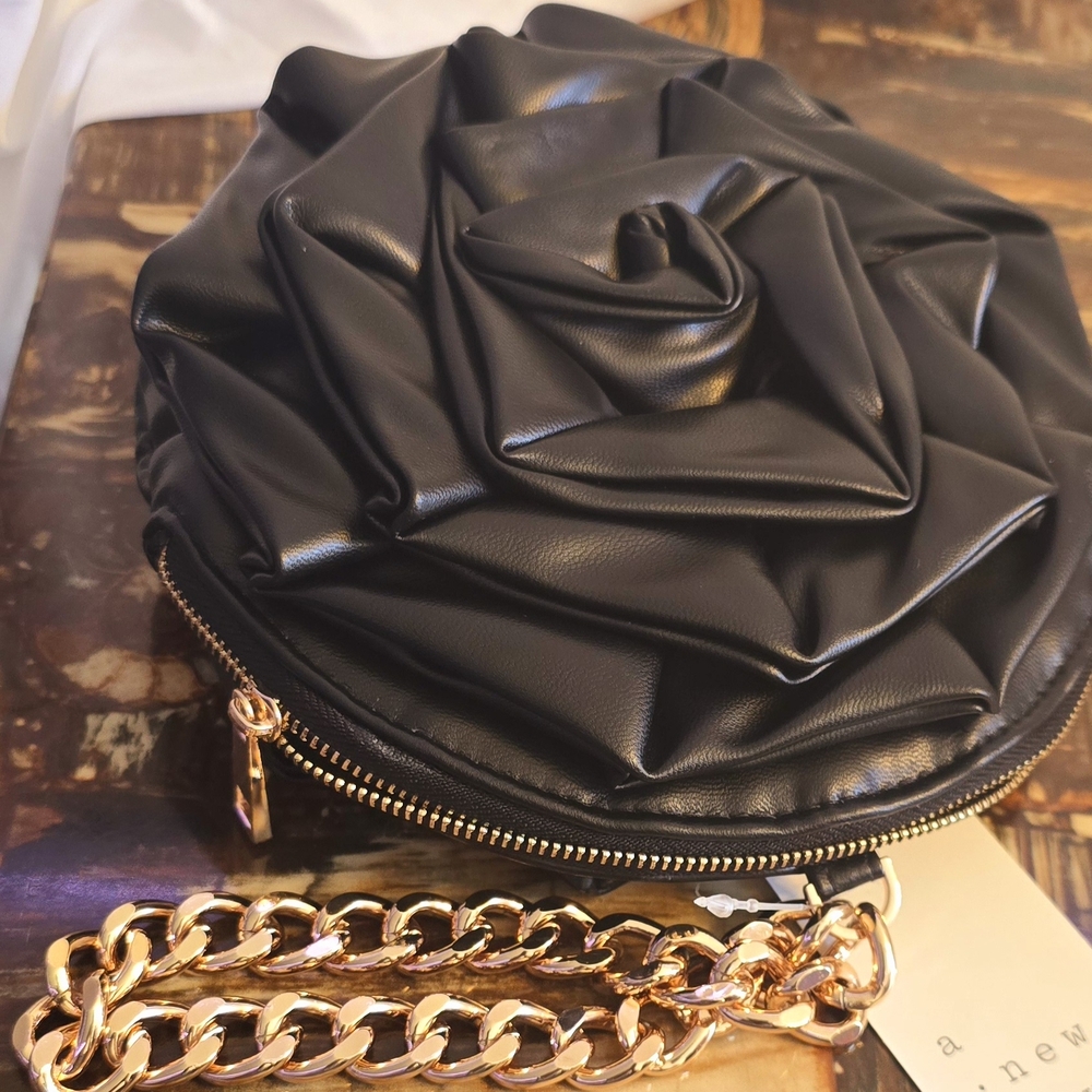 Black Rose Design Women's Bag